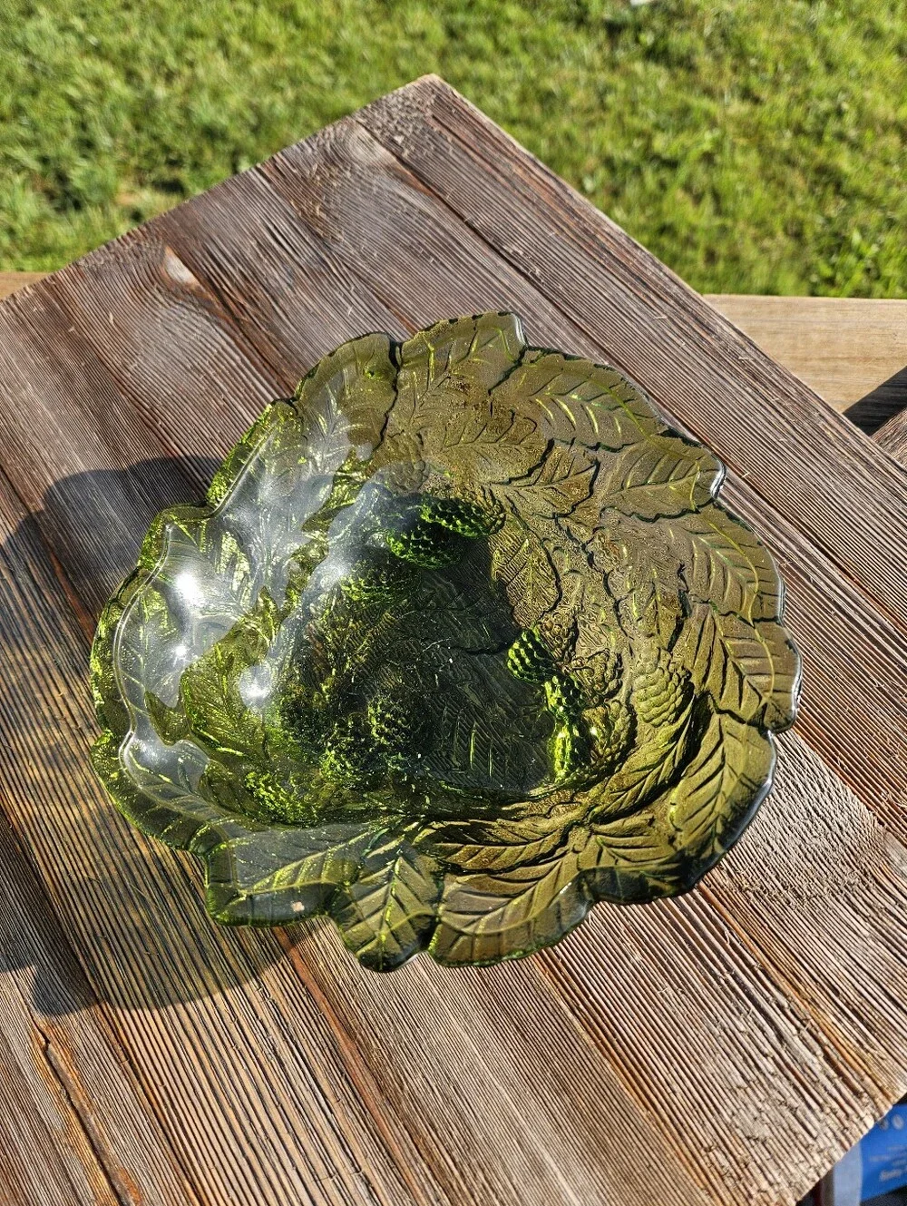 Green glass berry bowl with embossed leaf and berry design  #cottagecore